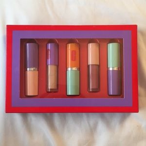 Clinique plenty of pop lip set
